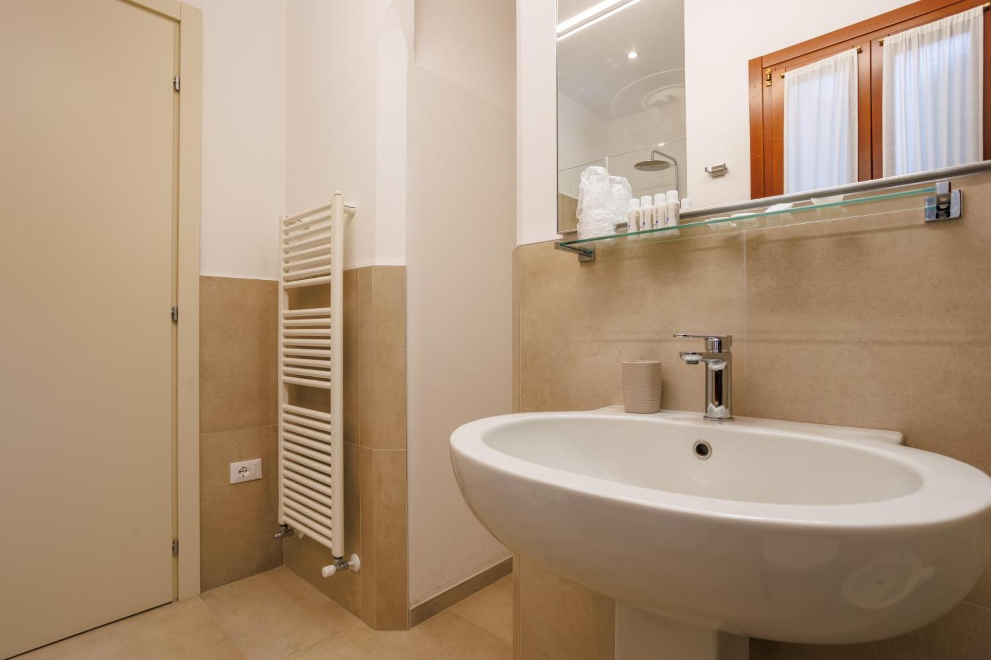 Casa Nostrana Apartment Чоджия Екстериор снимка