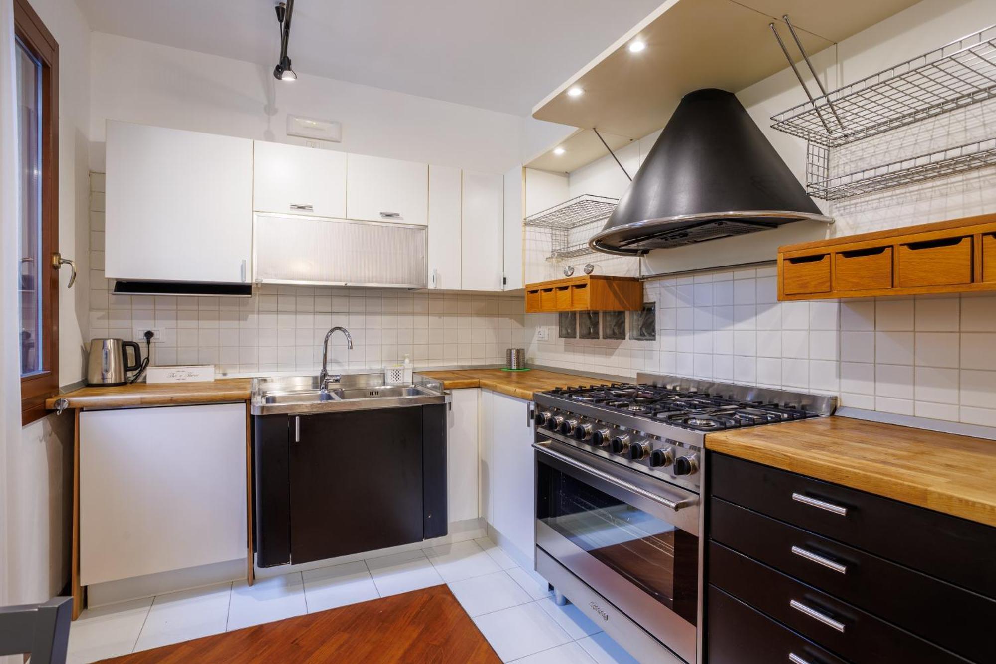 Casa Nostrana Apartment Чоджия Екстериор снимка