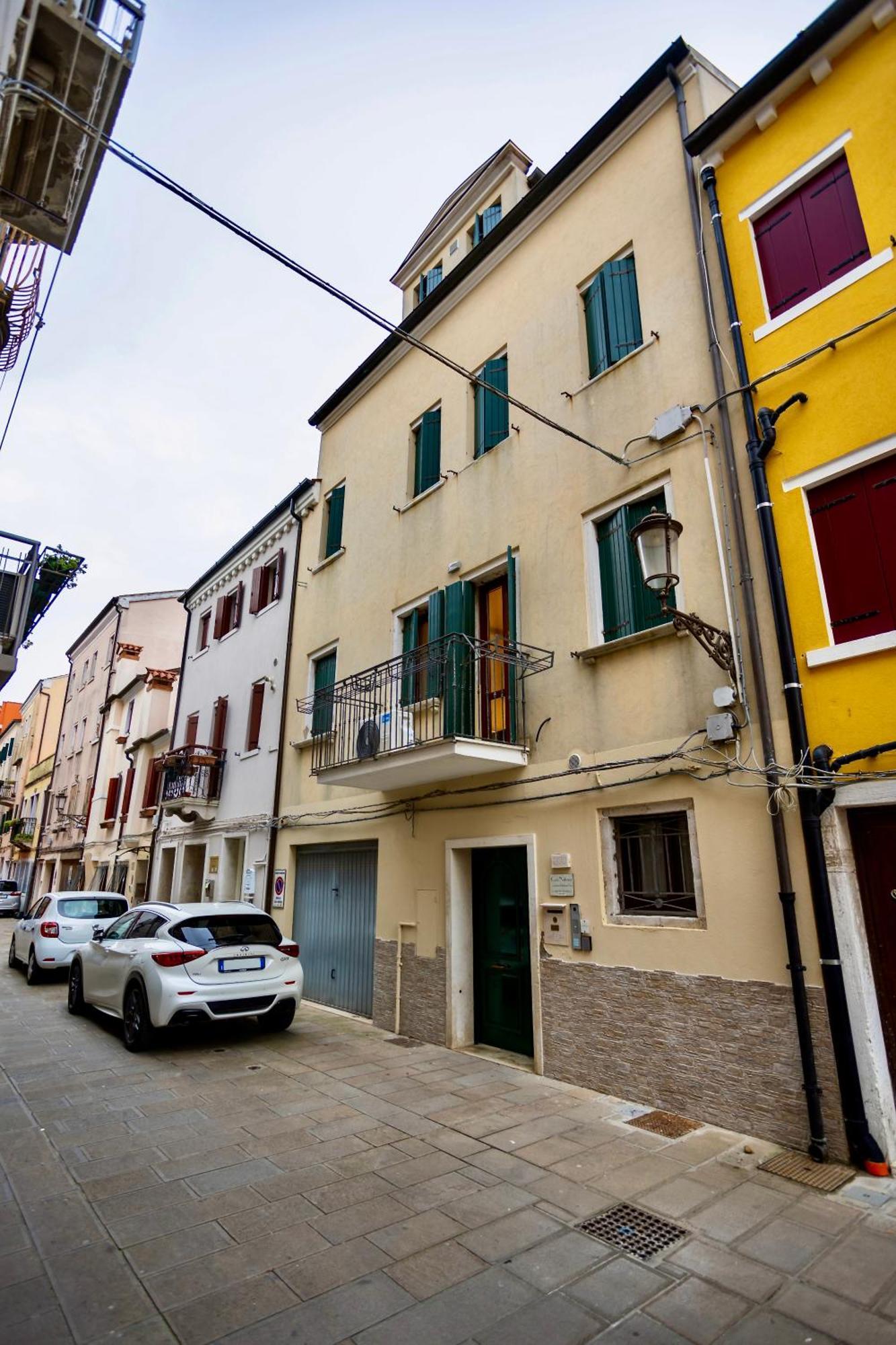 Casa Nostrana Apartment Чоджия Екстериор снимка